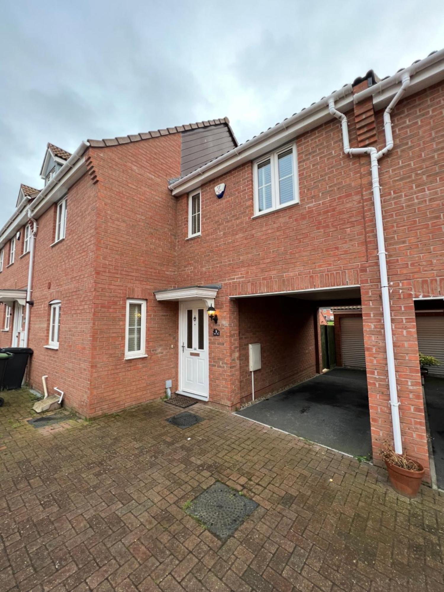 The Belfry 3 Bedrooms 2 Bathrooms Contractors & Family Higham Ferrers 외부 사진